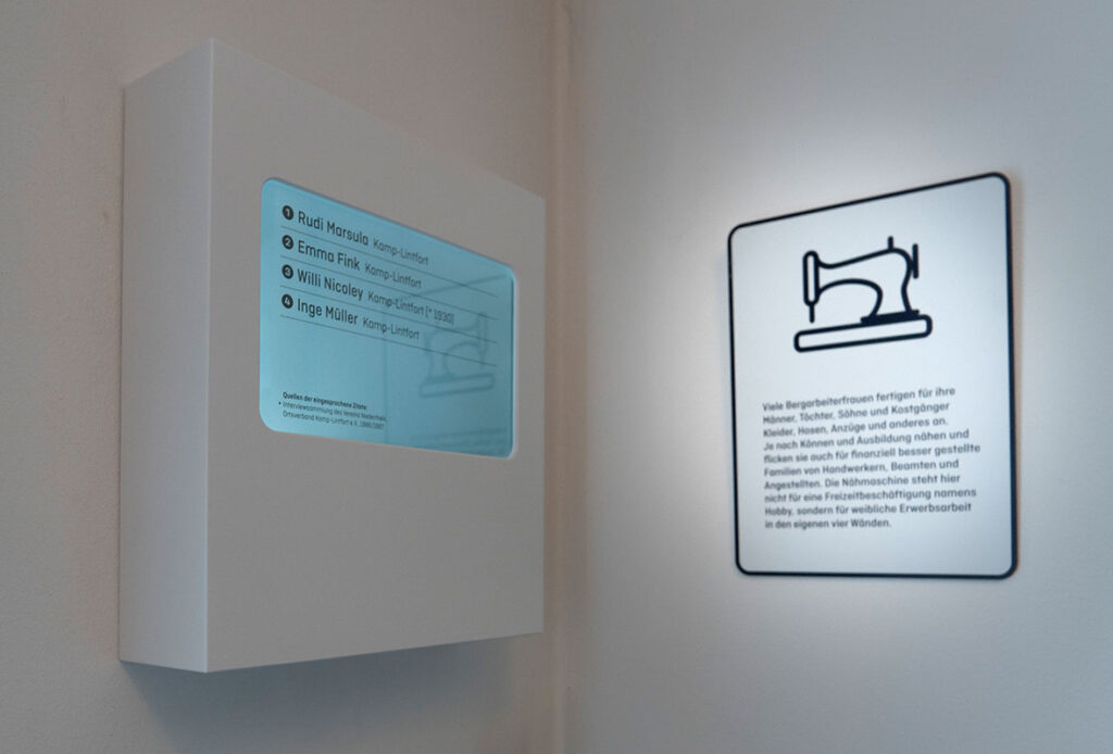 Monitor mit Auswahlmenü der Audiobeiträge